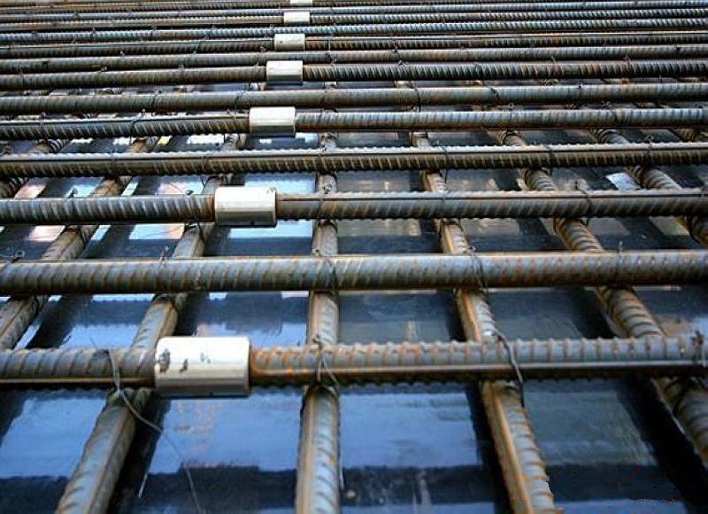 林芝为什么建楼房时，要在钢筋上加一排小圆环？原来作用这么大